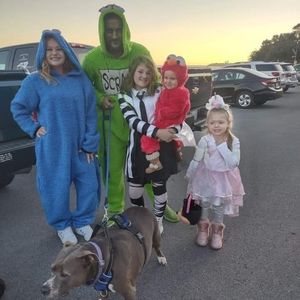 Sesame Street Halloween costumes Family.  ELMO. Cookie Oscar